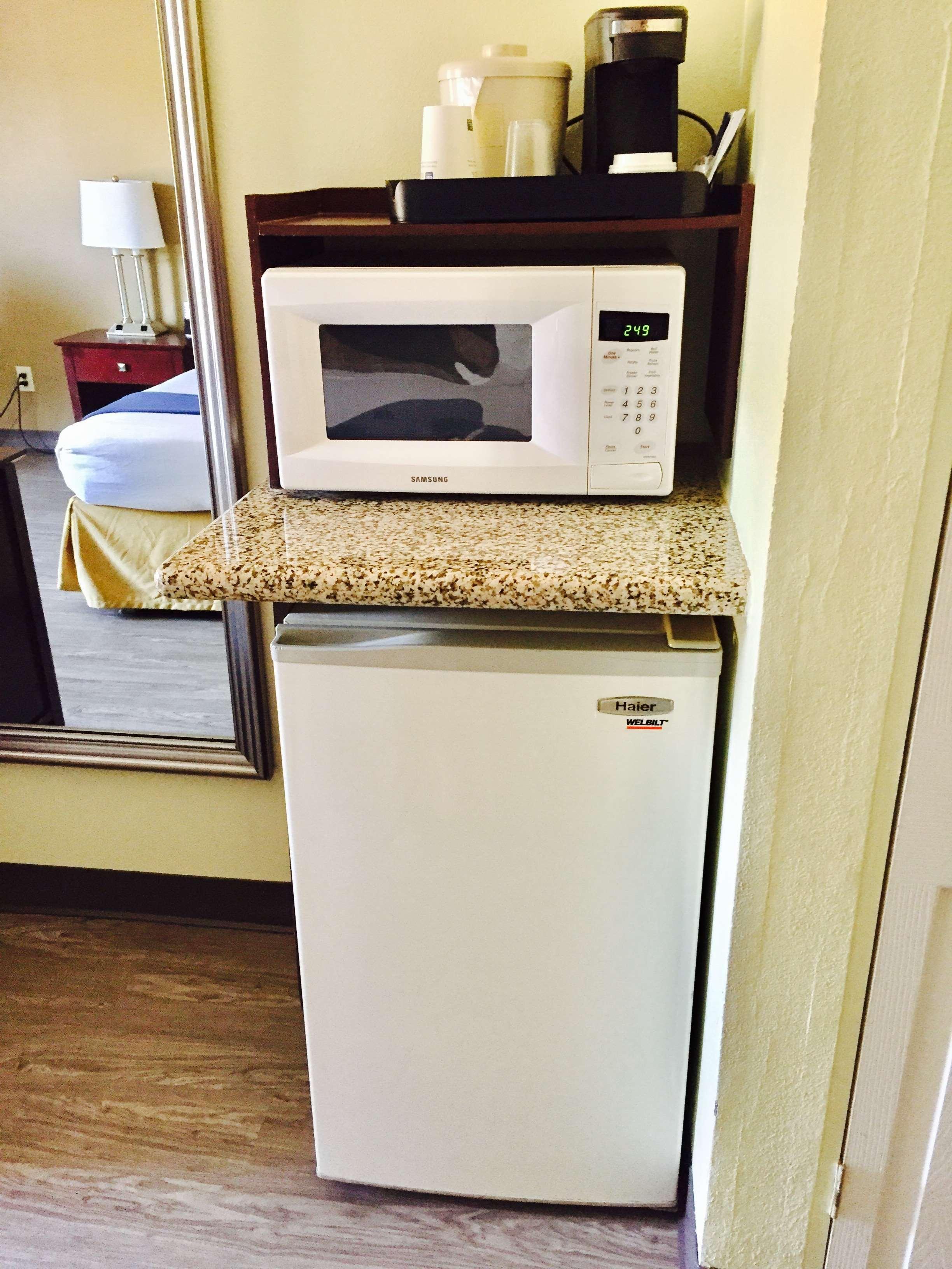 Western Butner Hotel 3*