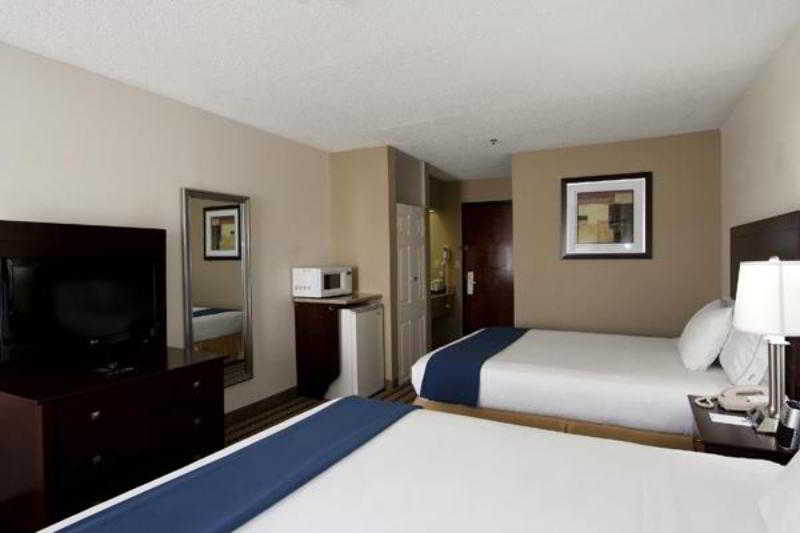Western Butner Hotel 3*